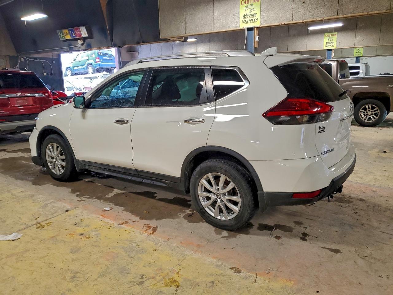 2017 NISSAN ROGUE S photo 2