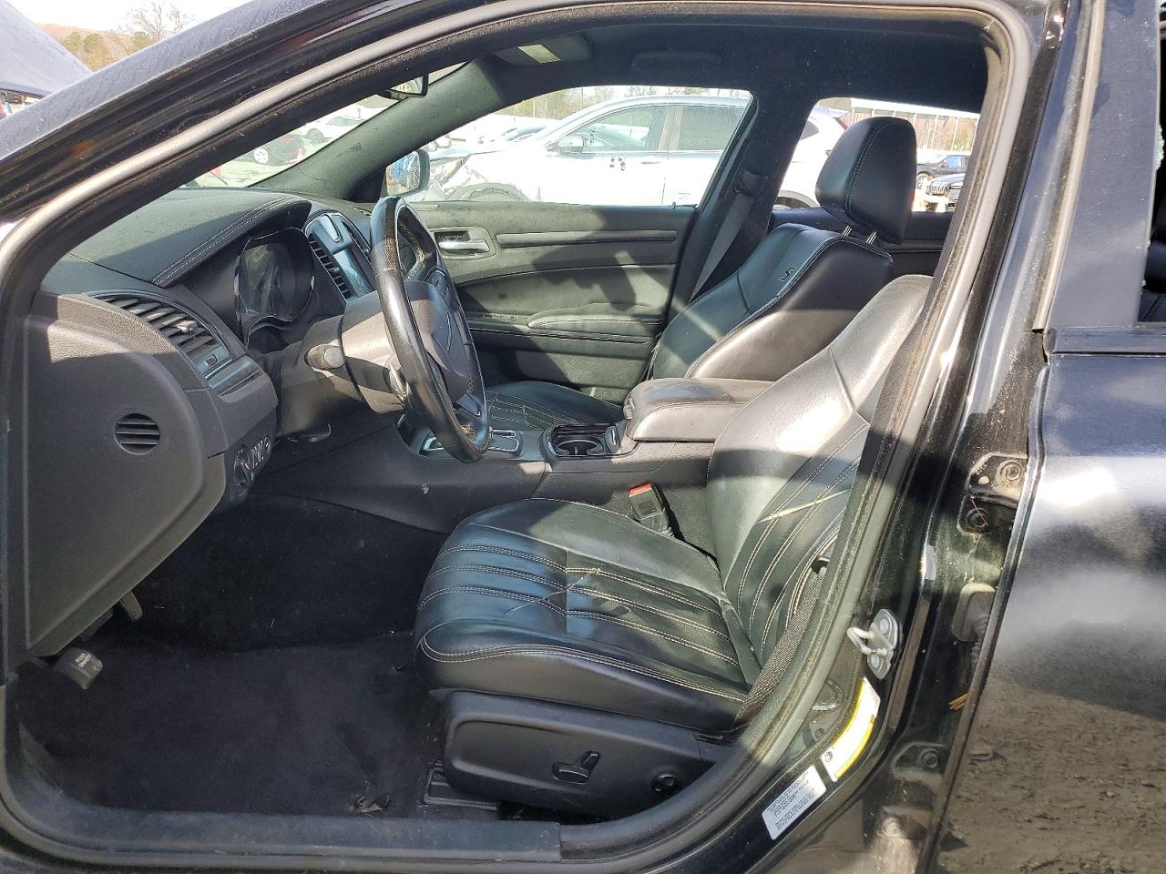 2016 CHRYSLER 300 S photo 7