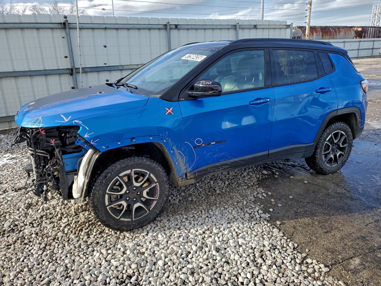 2025 JEEP COMPASS