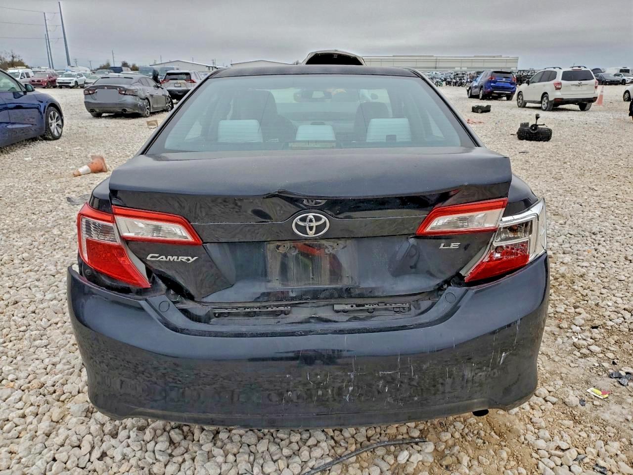 2012 TOYOTA CAMRY BASE photo 6