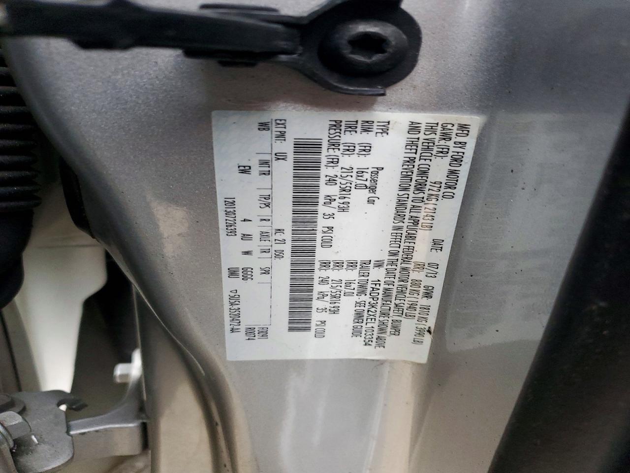 2014 FORD FOCUS SE photo 12
