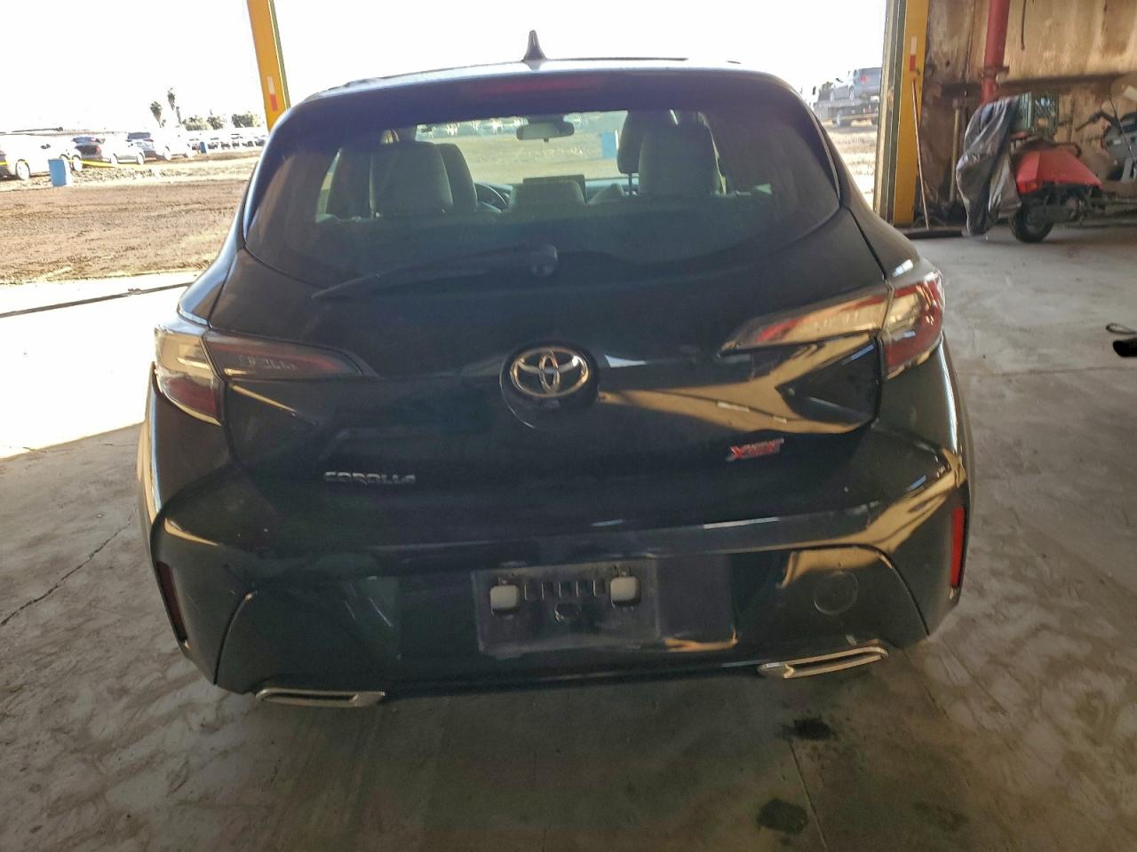 2019 TOYOTA COROLLA SE photo 6