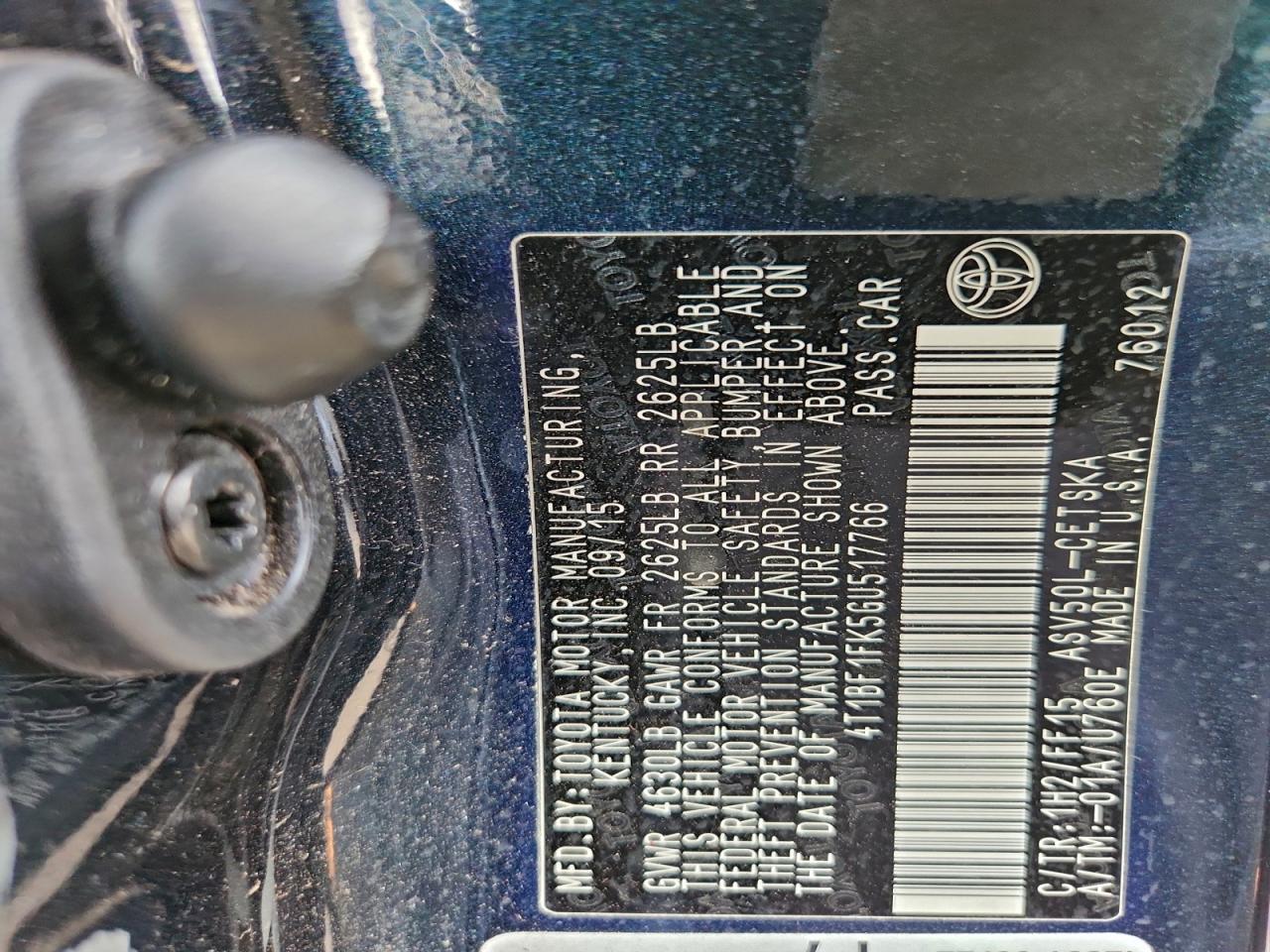 2016 TOYOTA CAMRY LE photo 13