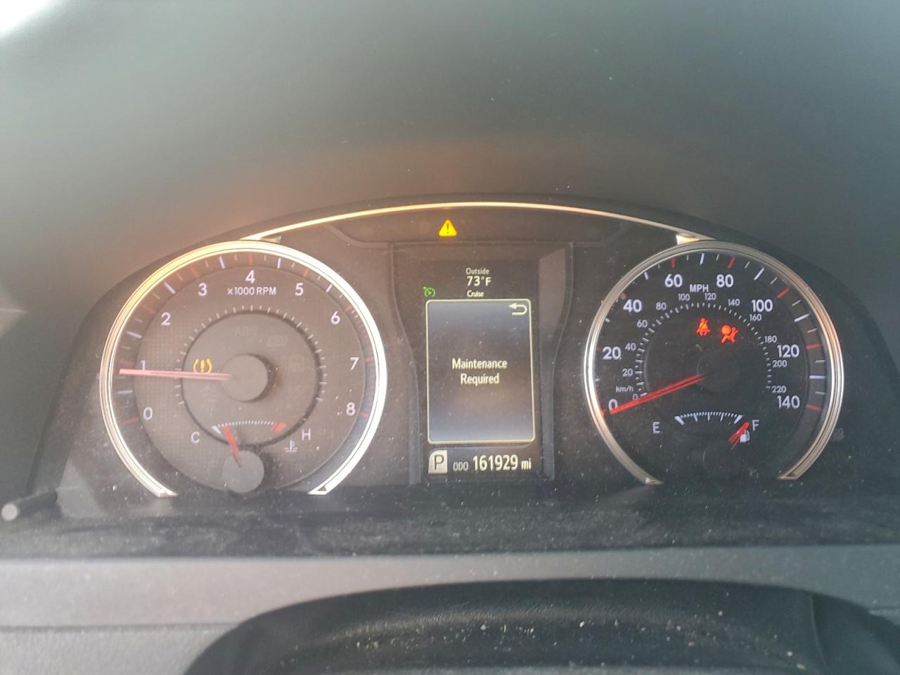 2015 TOYOTA CAMRY LE photo 9