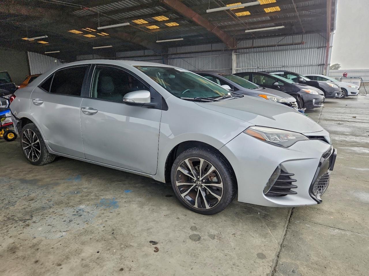 2018 TOYOTA COROLLA L photo 7