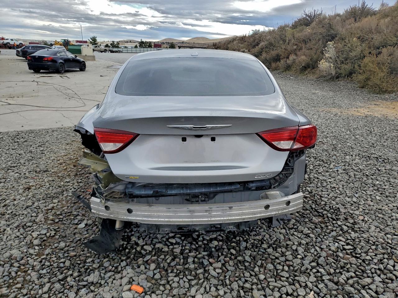 2015 CHRYSLER 200 LIMITED photo 6
