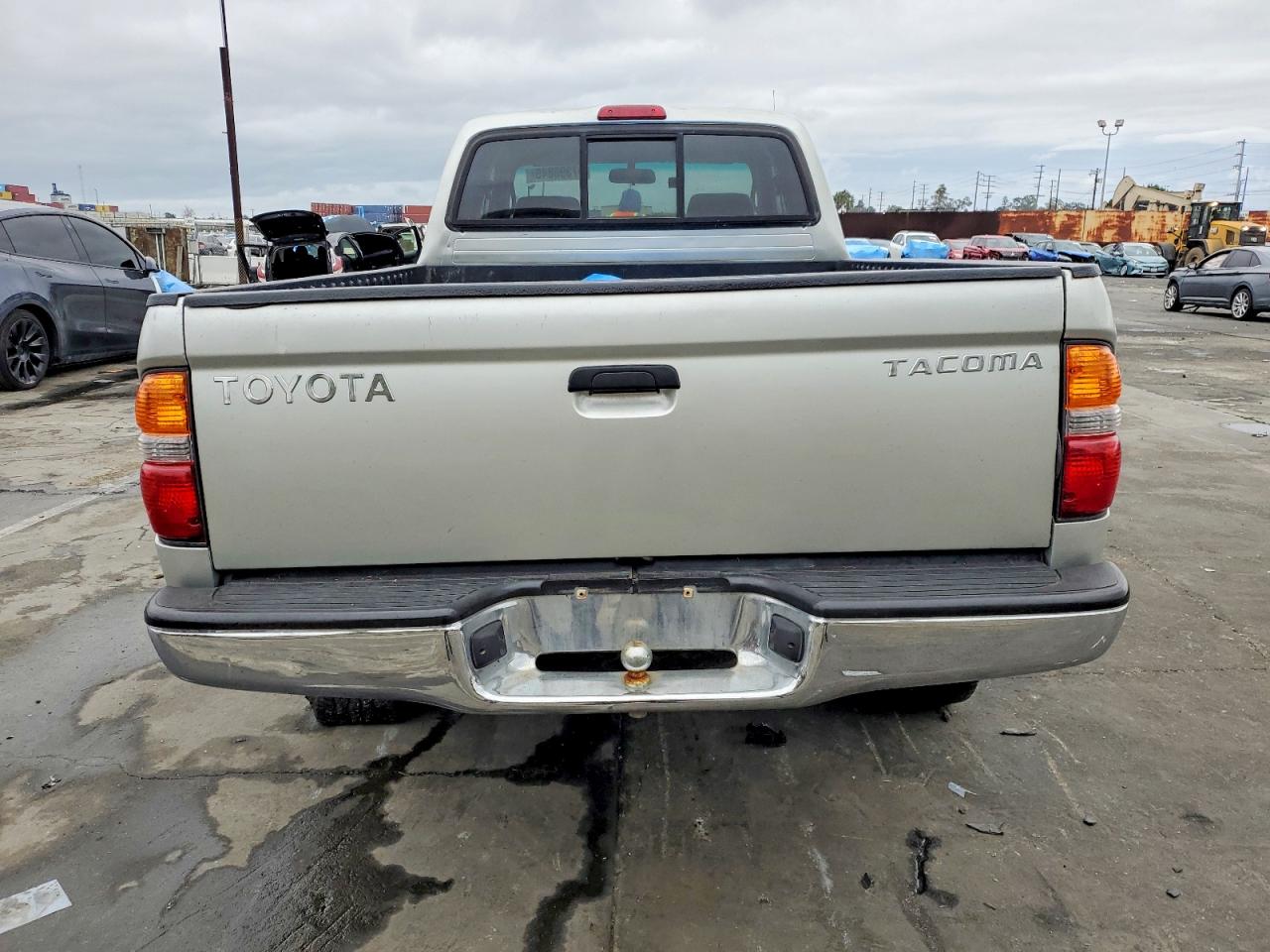 2003 TOYOTA TACOMA photo 6