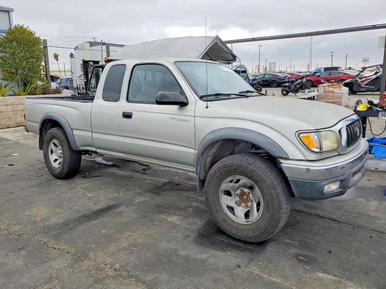 2003 TOYOTA TACOMA photo 4