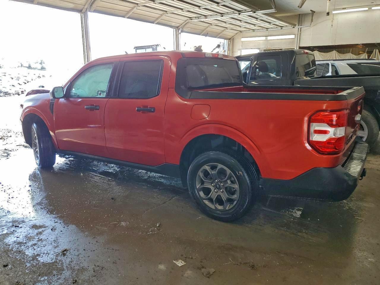 2023 FORD MAVERICK XL photo 2