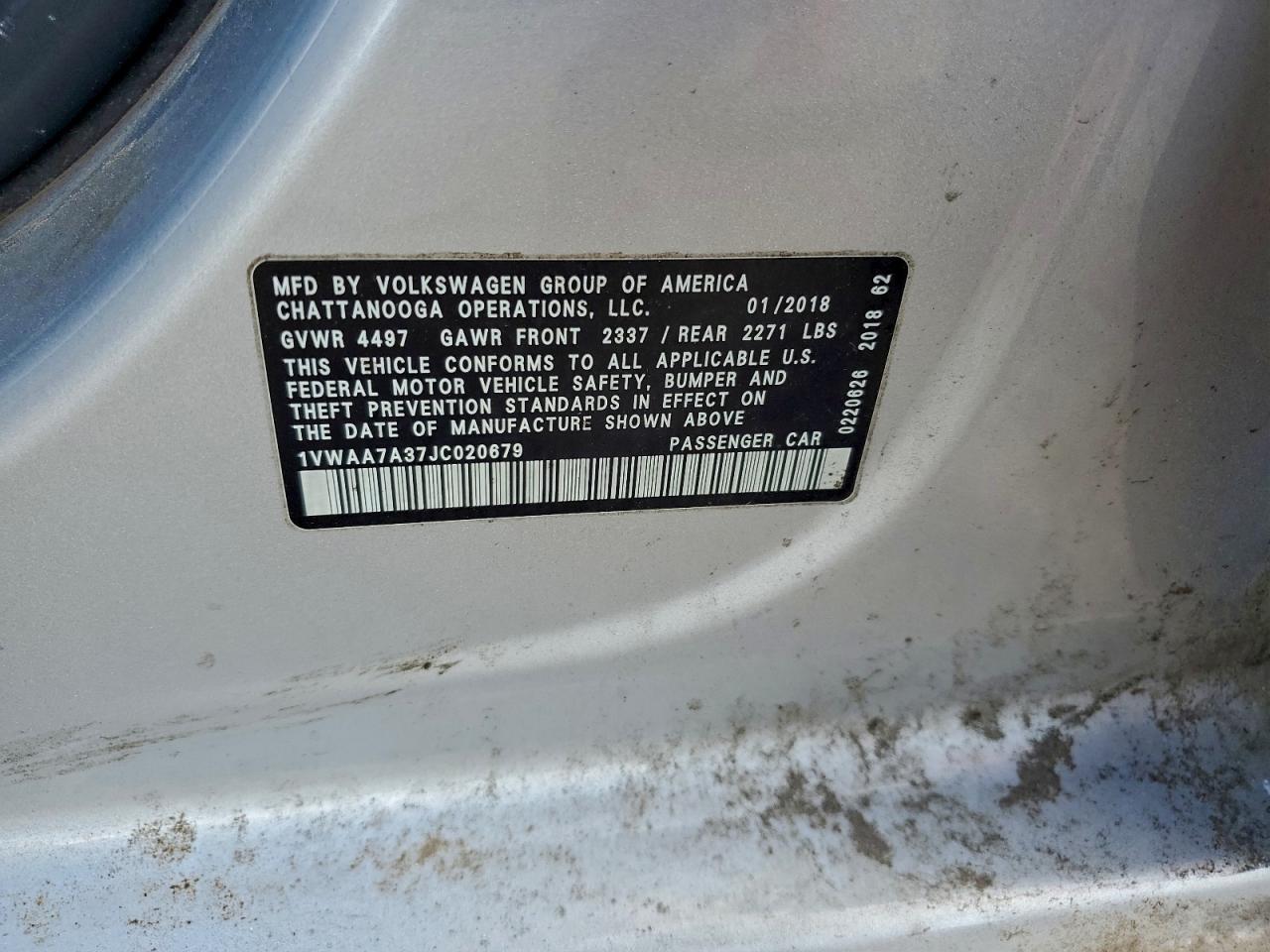 2018 VOLKSWAGEN PASSAT S photo 13