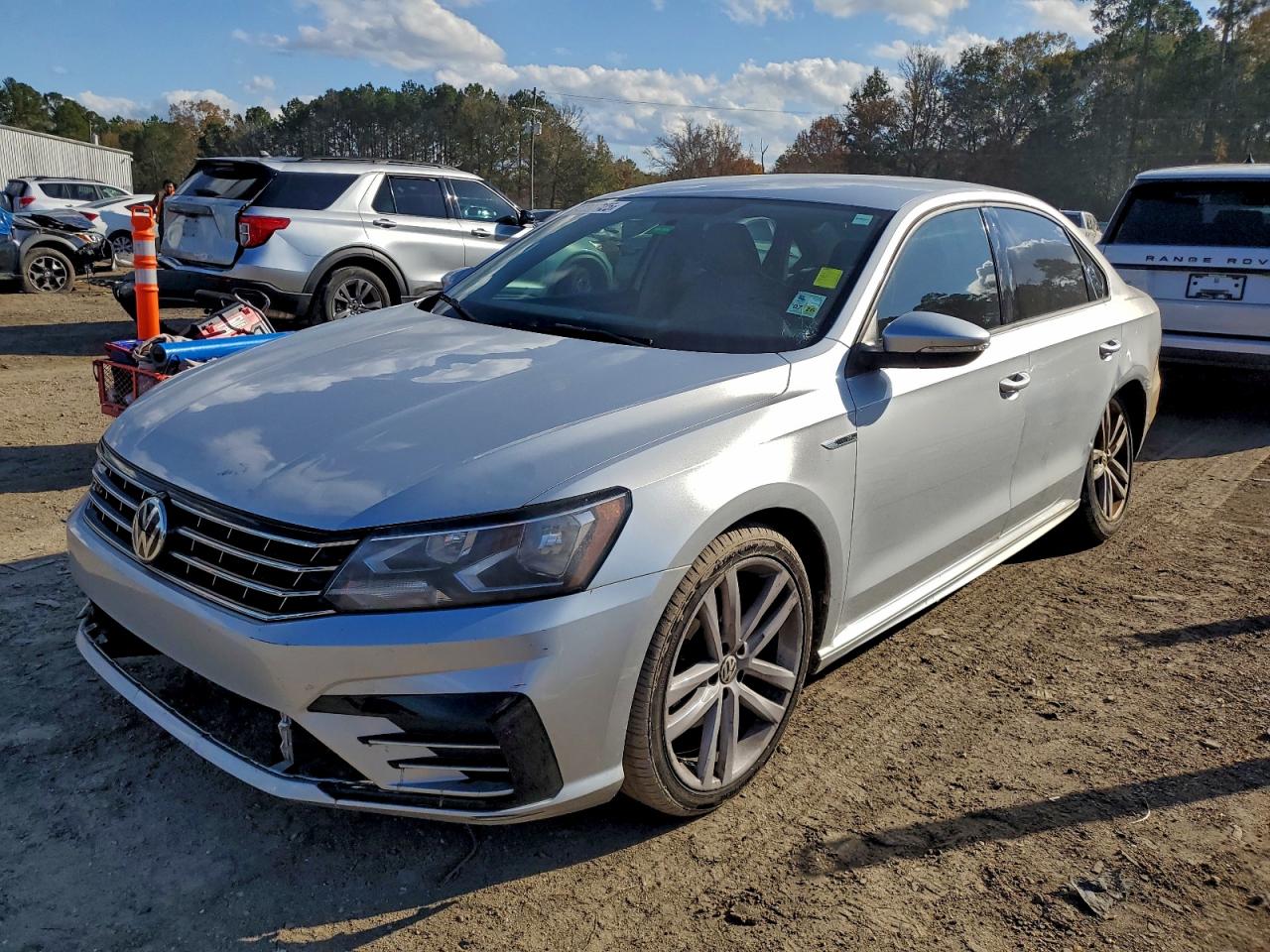 2018 VOLKSWAGEN PASSAT