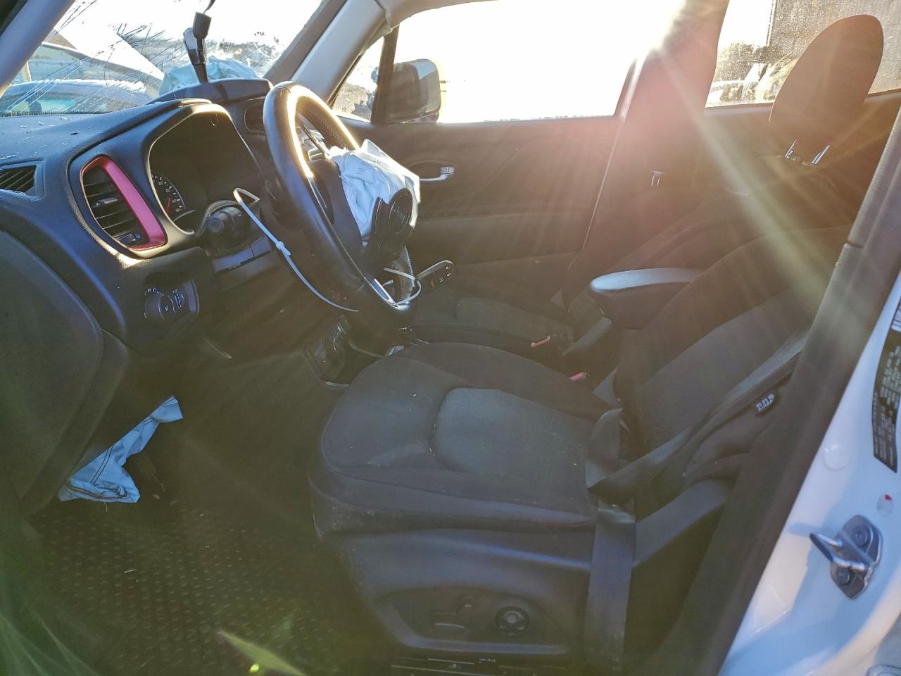2019 JEEP RENEGADE TRAILHAWK photo 7