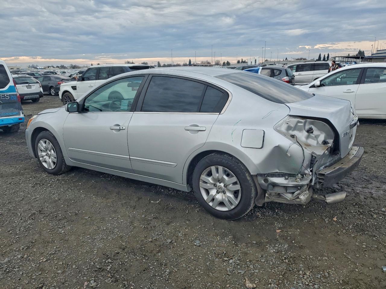 2012 NISSAN ALTIMA BASE photo 2