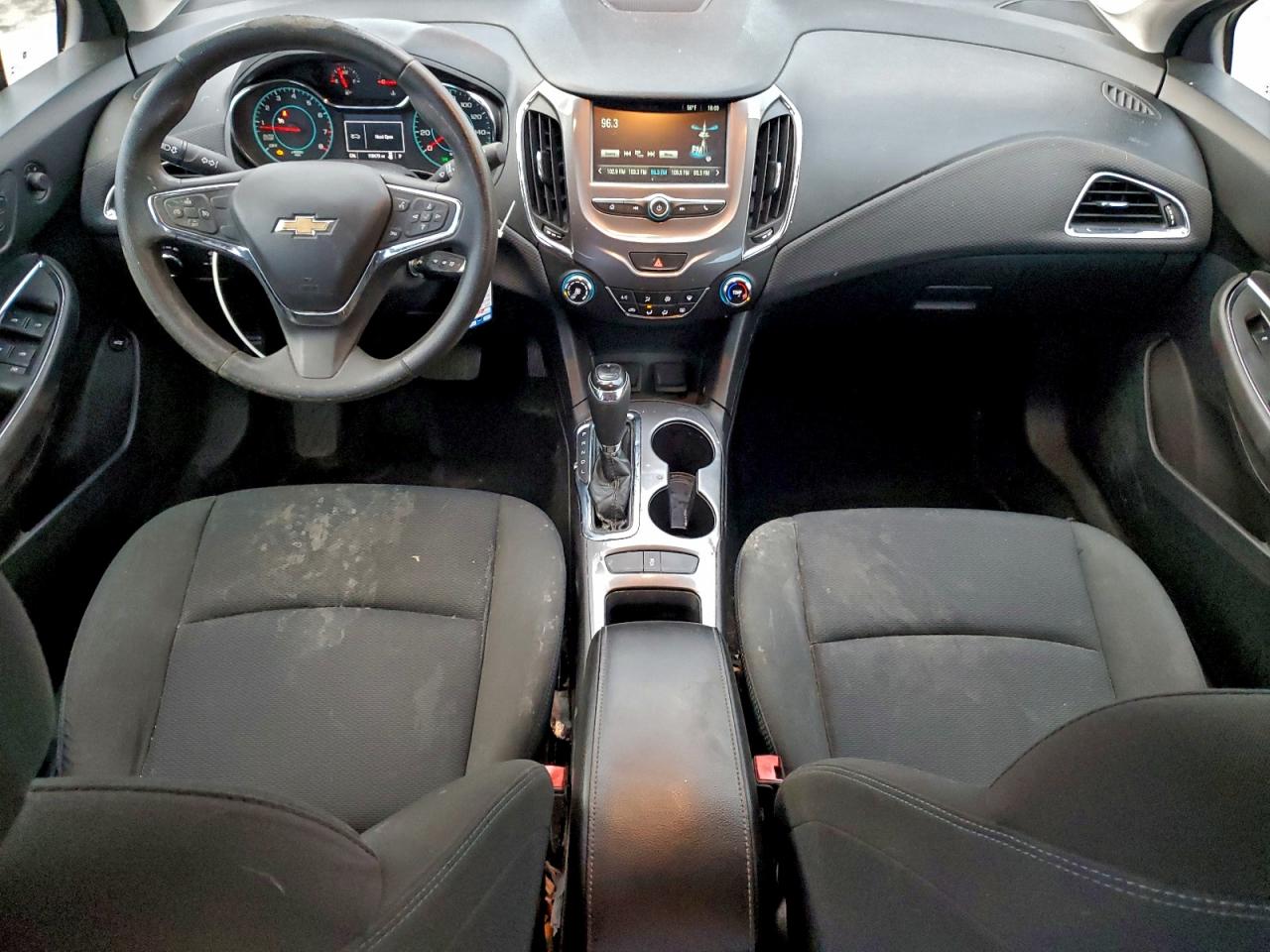 2016 CHEVROLET CRUZE LT photo 8