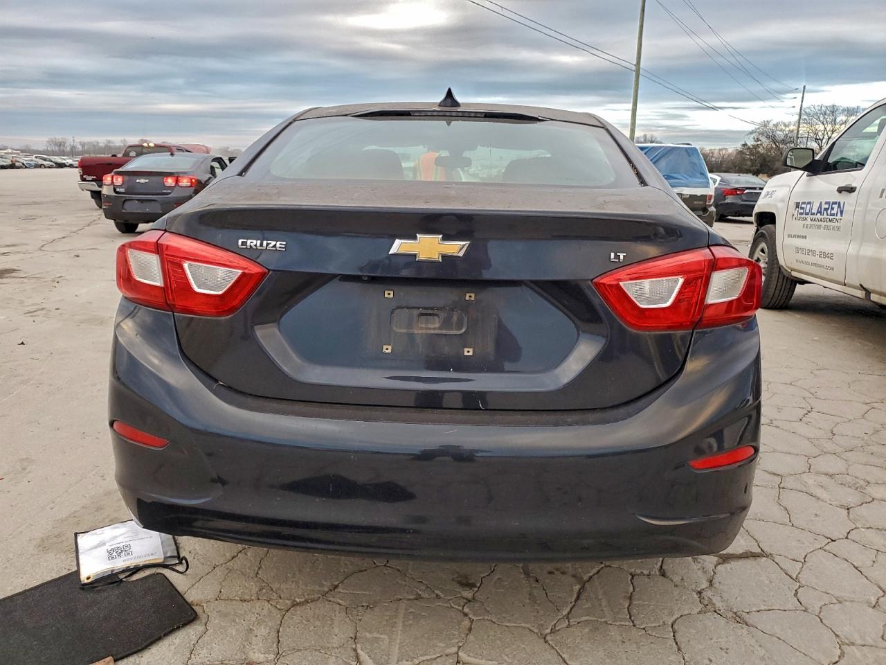 2016 CHEVROLET CRUZE LT photo 6