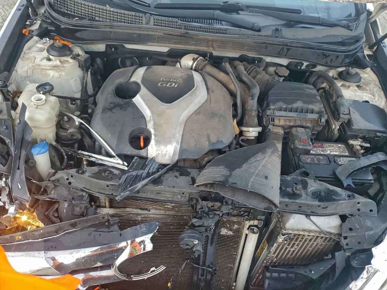 2013 HYUNDAI SONATA SE photo 11