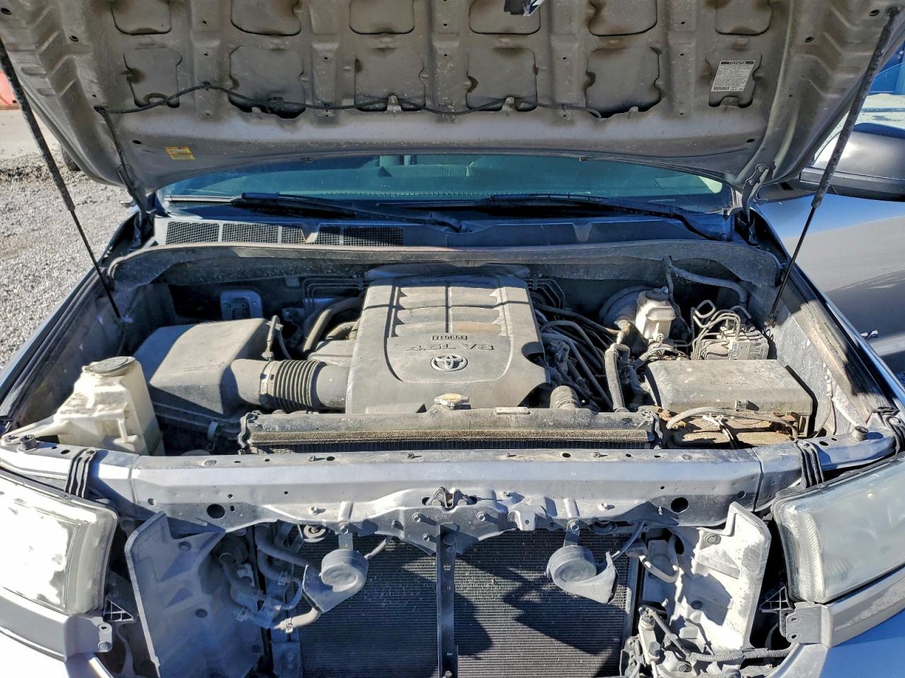2013 TOYOTA TUNDRA CREWMAX SR5 photo 11