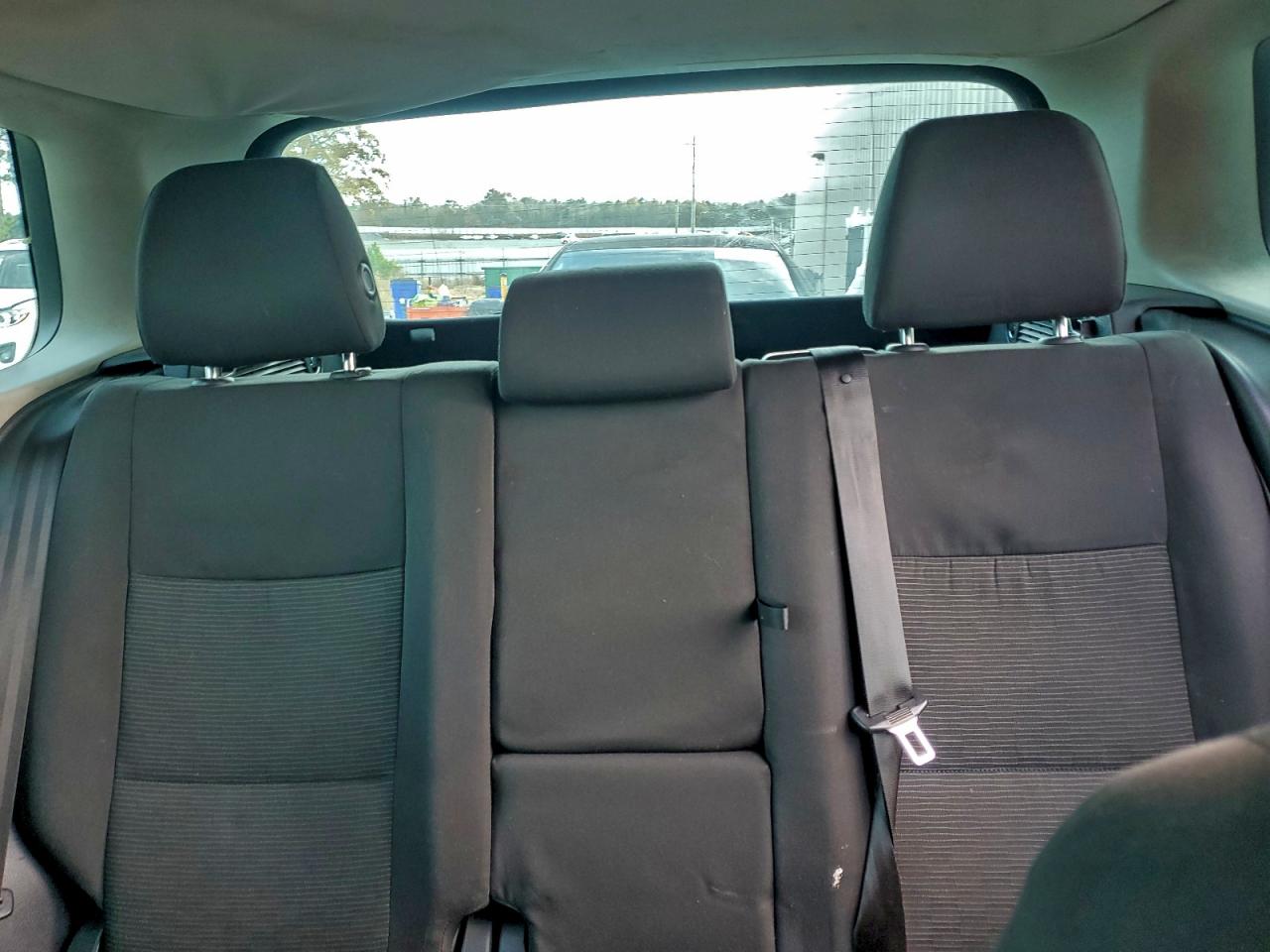 2012 VOLKSWAGEN TIGUAN S photo 10