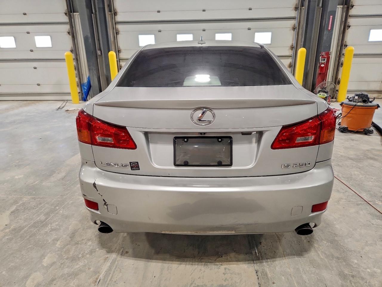 2008 LEXUS IS 250 photo 6