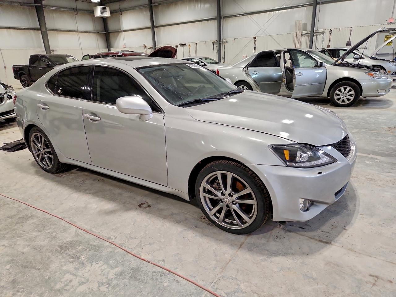 2008 LEXUS IS 250 photo 4