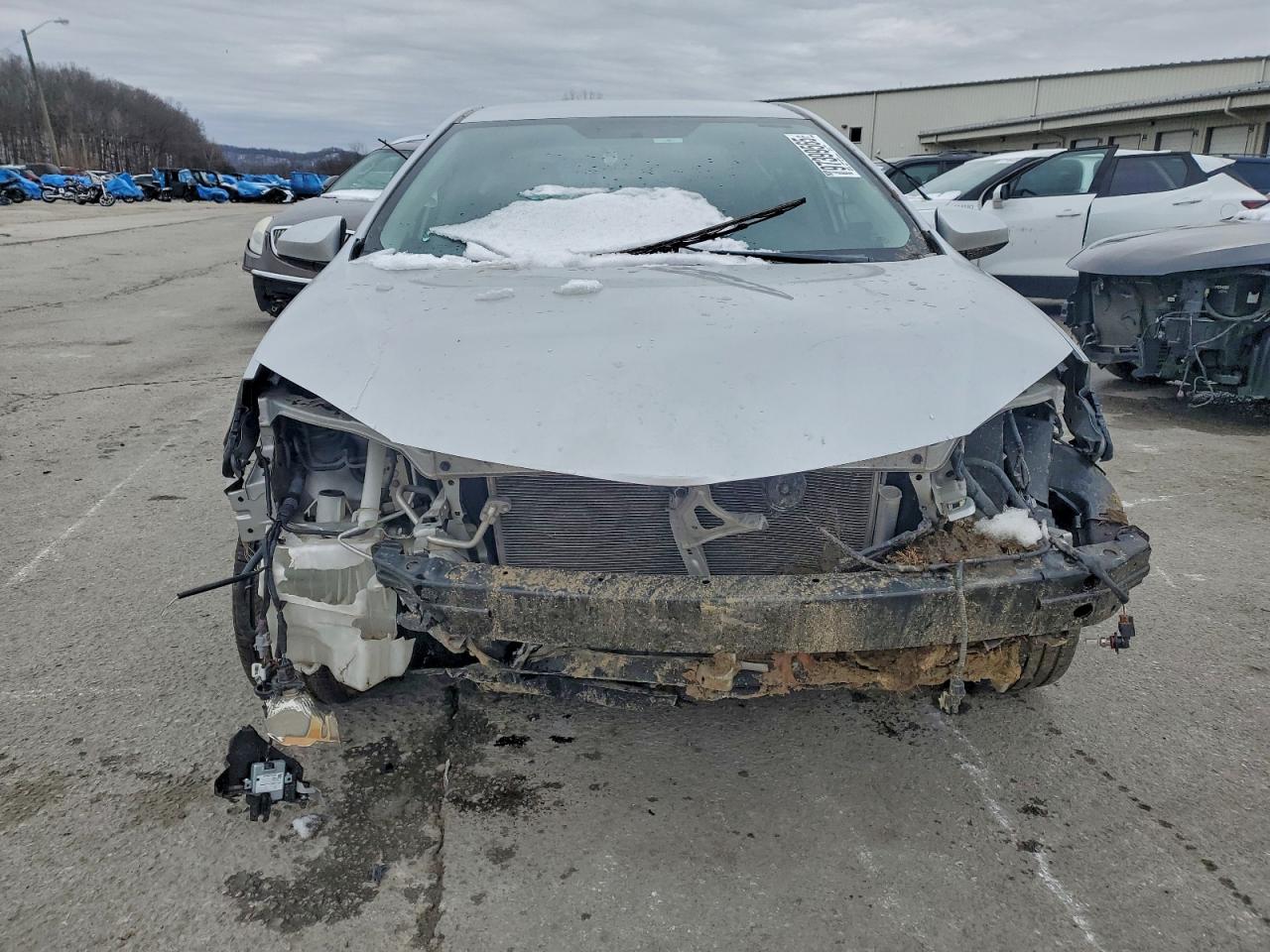 2016 TOYOTA COROLLA L photo 9