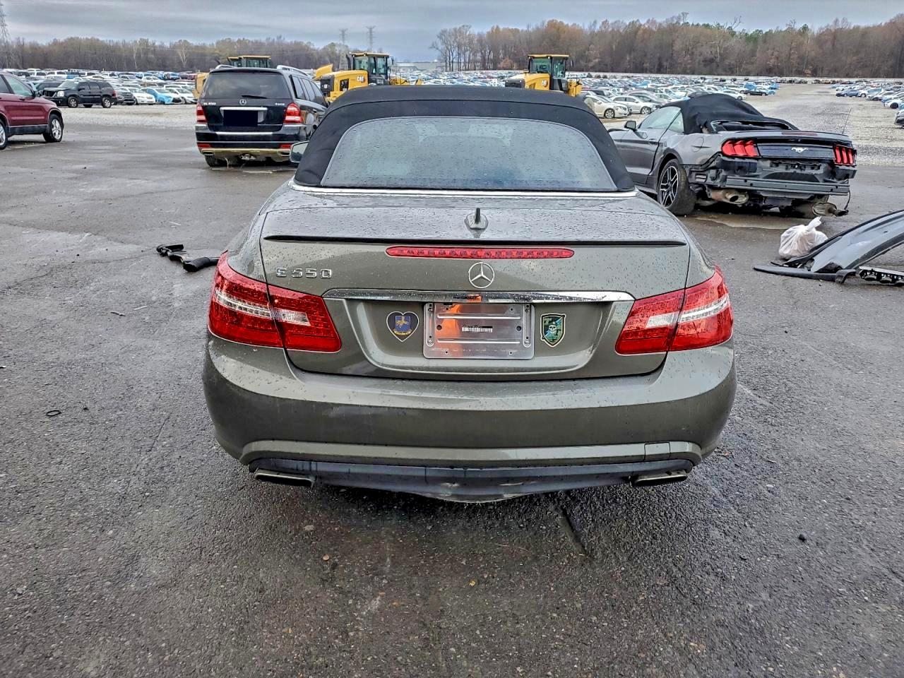 2011 MERCEDES-BENZ E 550 photo 6