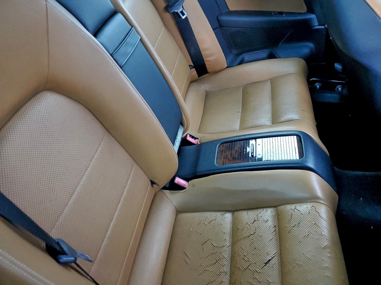 2011 MERCEDES-BENZ E 550 photo 10