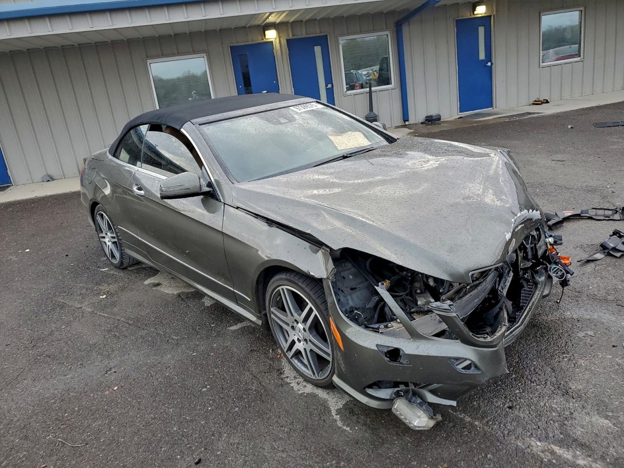 2011 MERCEDES-BENZ E 550 photo 4