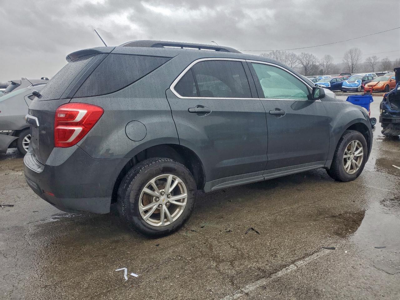 2017 CHEVROLET EQUINOX LT photo 3