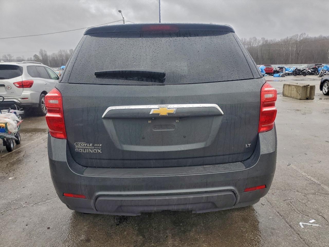 2017 CHEVROLET EQUINOX LT photo 6