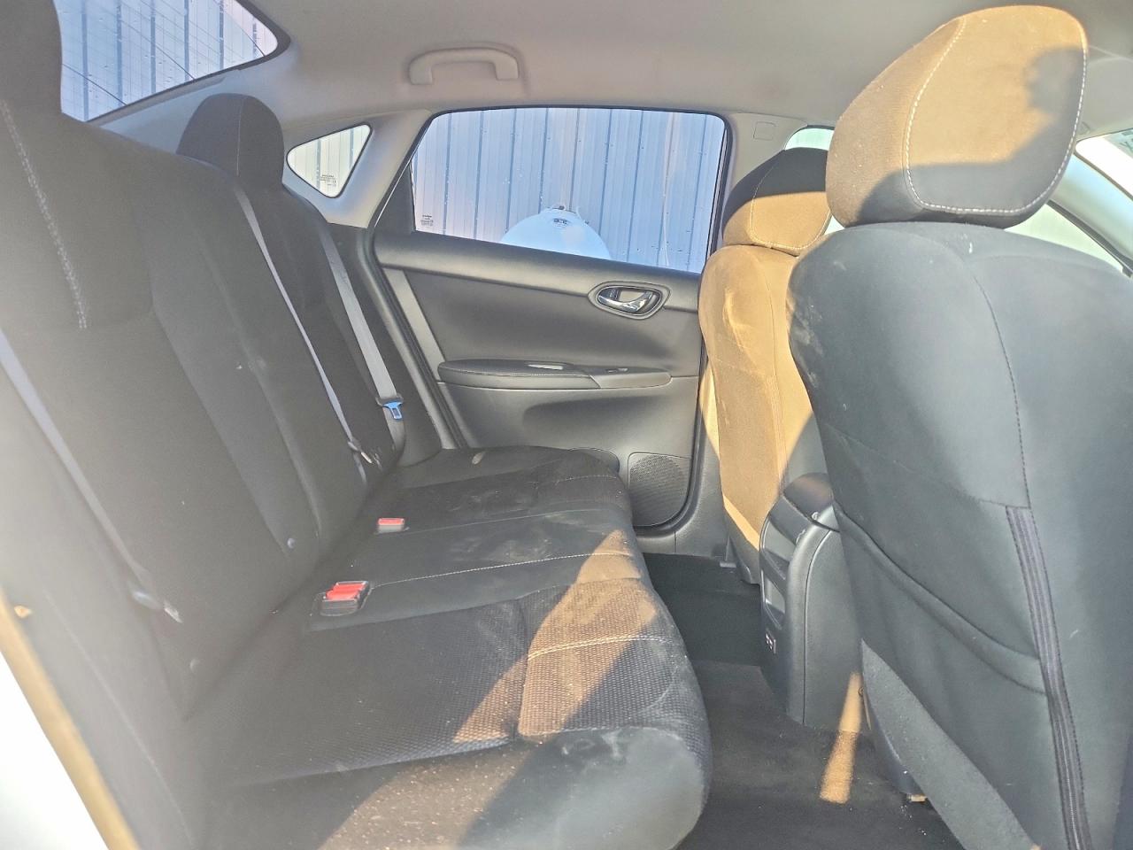 2018 NISSAN SENTRA S photo 10