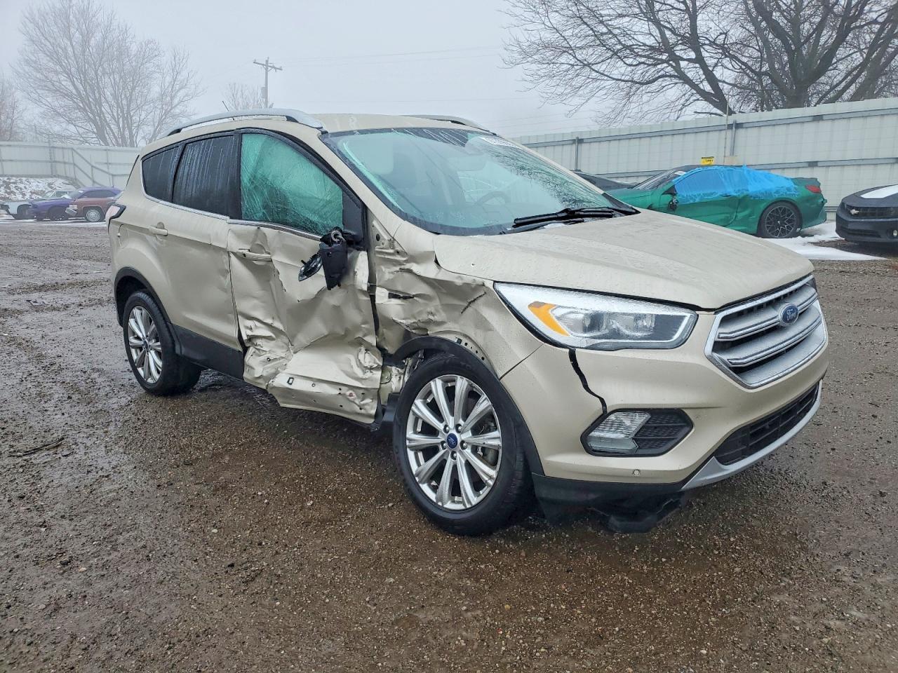 2017 FORD ESCAPE TITANIUM photo 4