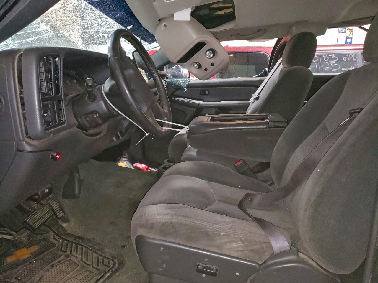 2004 CHEVROLET SILVERADO K1500 photo 7