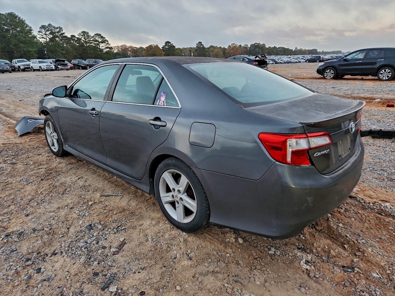 2012 TOYOTA CAMRY BASE photo 3