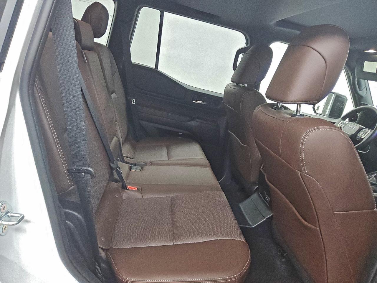 2024 TOYOTA LAND CRUISER BASE photo 11