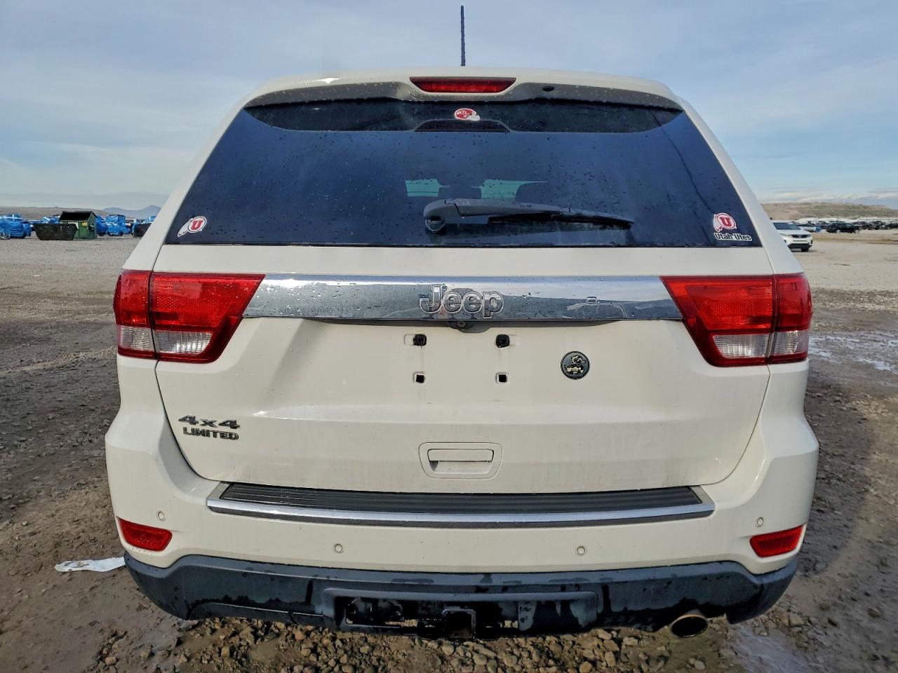 2011 JEEP GRAND CHEROKEE LIMITED photo 6