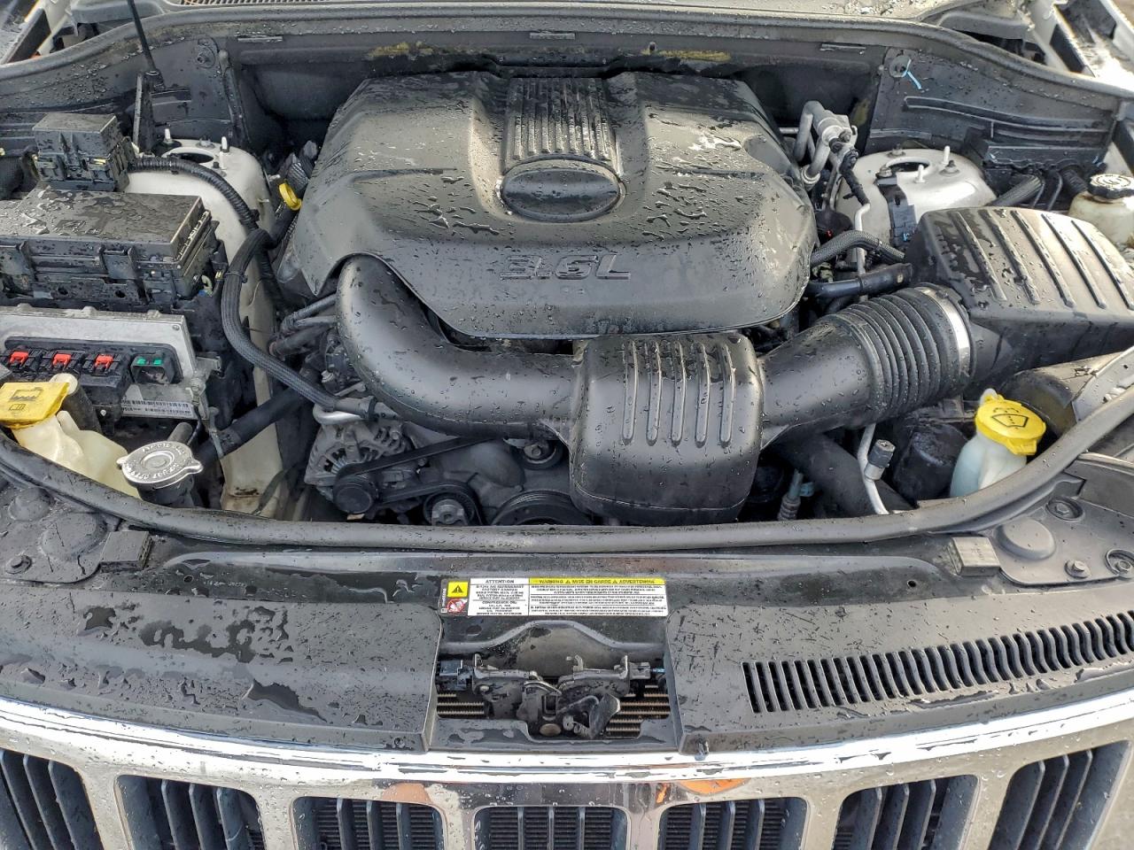 2011 JEEP GRAND CHEROKEE LIMITED photo 11