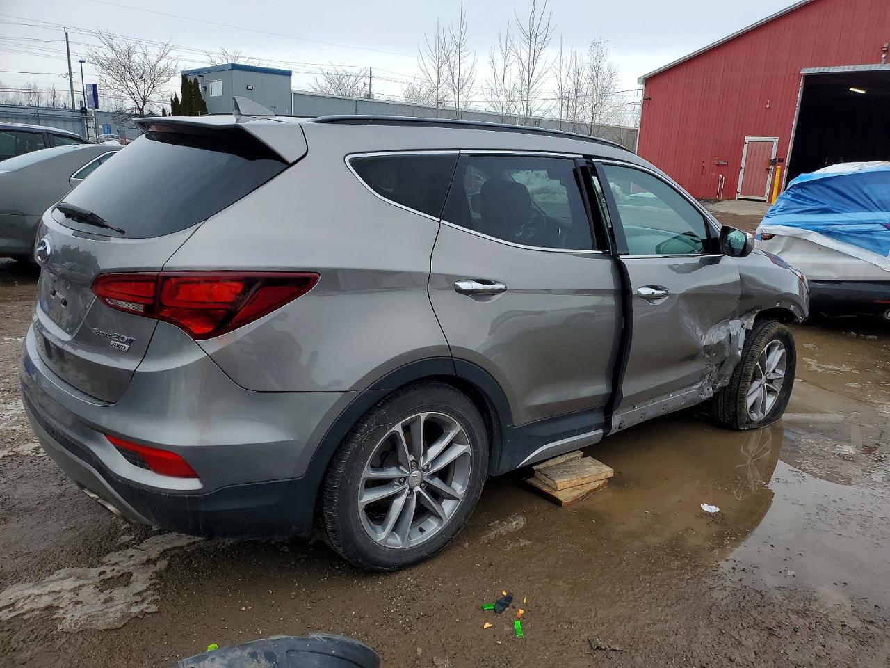 2018 HYUNDAI SANTA FE SPORT photo 3