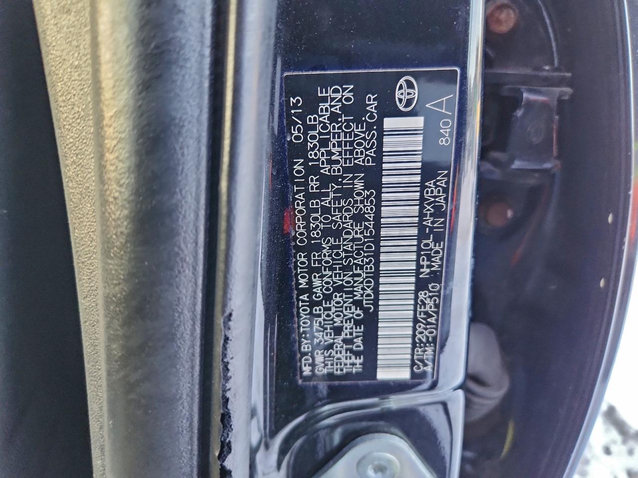 2013 TOYOTA PRIUS C photo 12