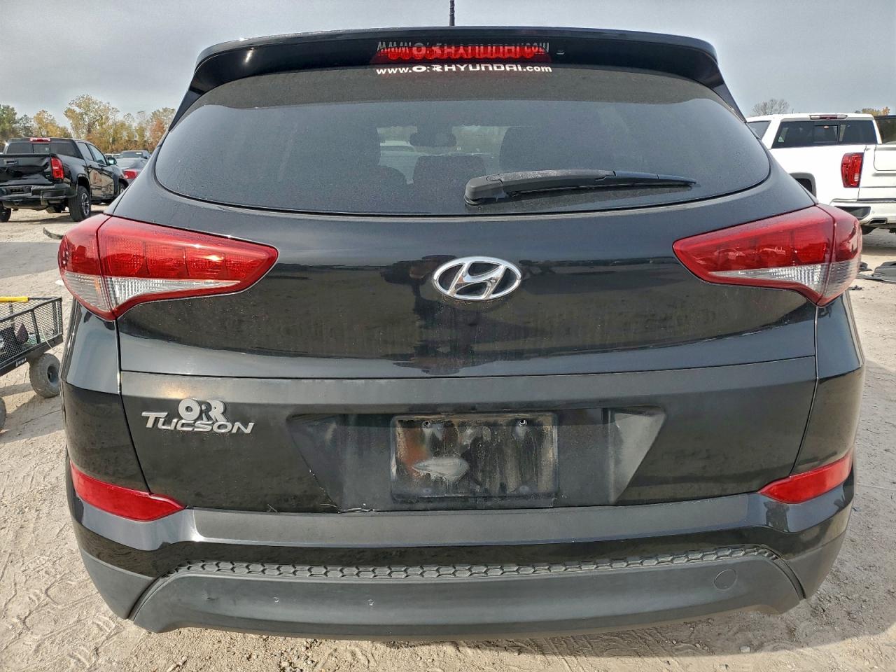 2017 HYUNDAI TUCSON SE photo 11