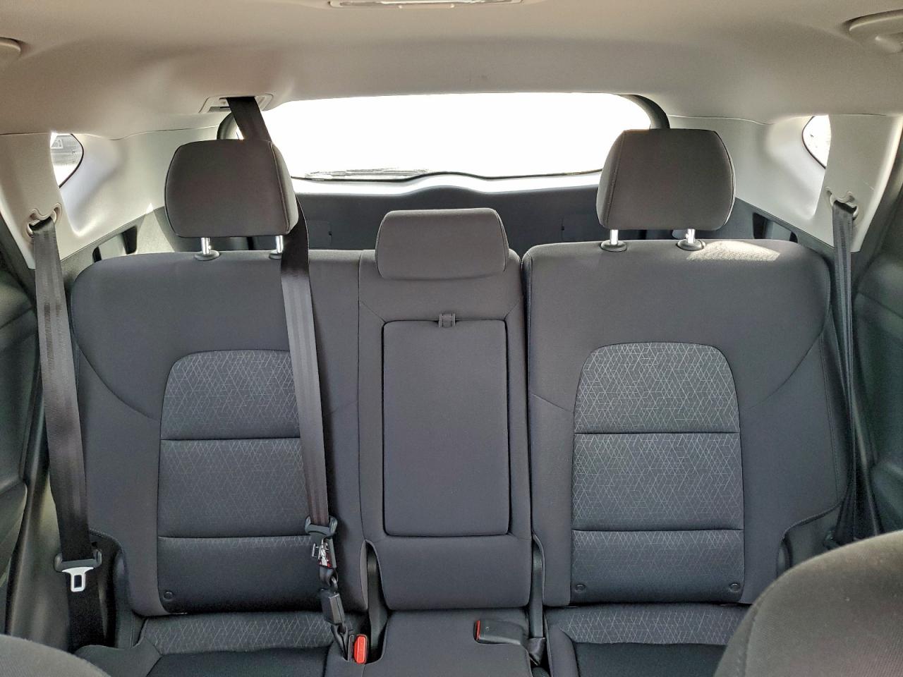2017 HYUNDAI TUCSON SE photo 19