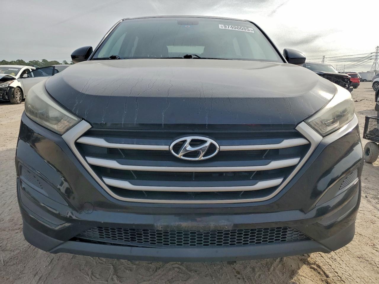 2017 HYUNDAI TUCSON SE photo 9