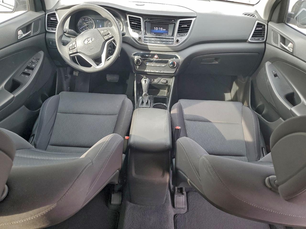 2017 HYUNDAI TUCSON SE photo 15