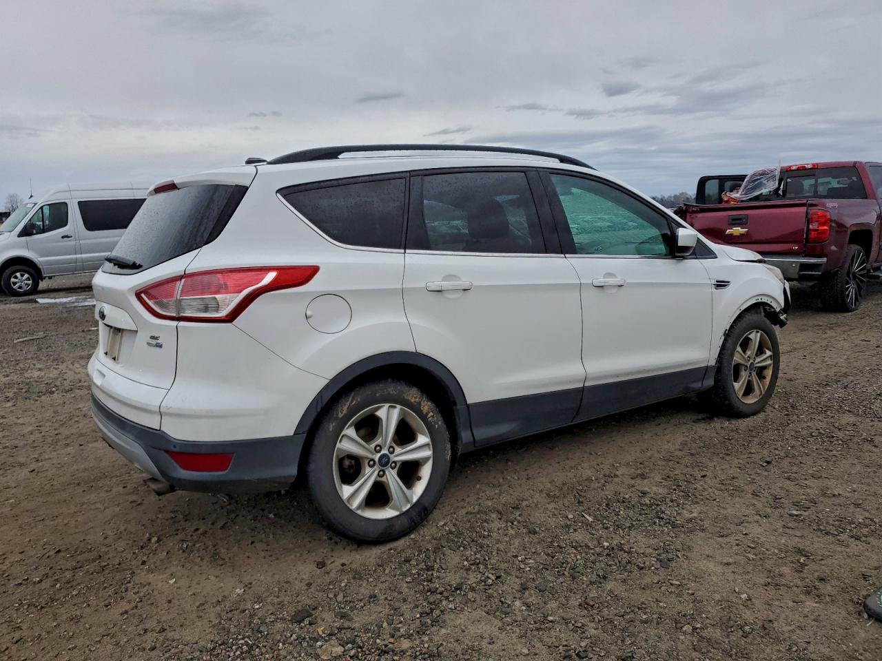 2016 FORD ESCAPE SE photo 5