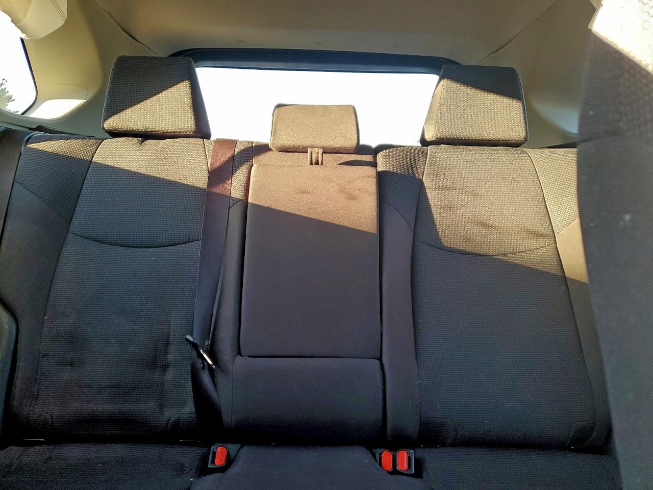 2019 TOYOTA RAV4 LE photo 10