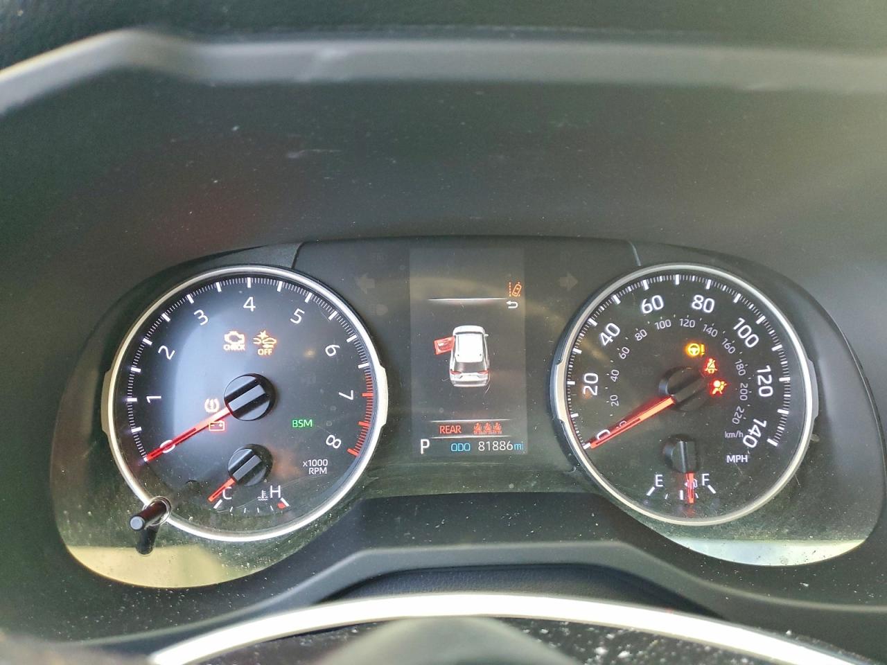 2019 TOYOTA RAV4 LE photo 9
