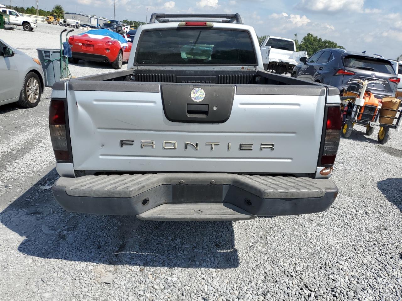 2003 NISSAN FRONTIER CREW CAB XE photo 6