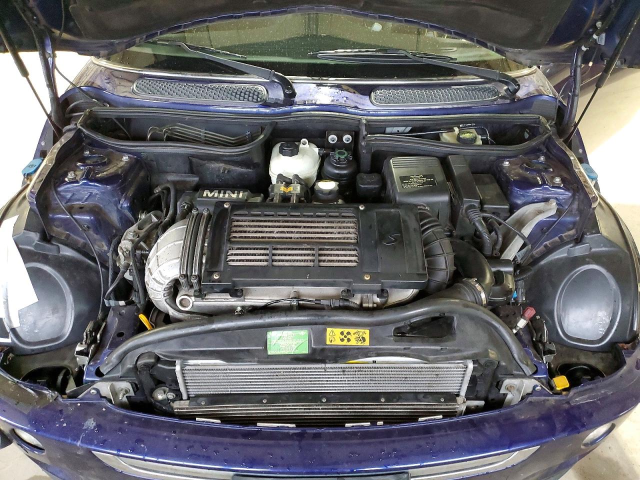 2006 MINI COOPER S photo 11