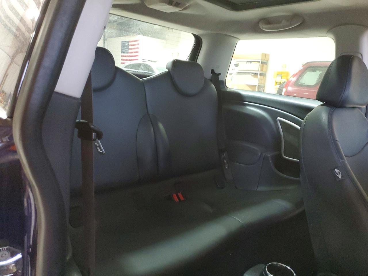 2006 MINI COOPER S photo 10
