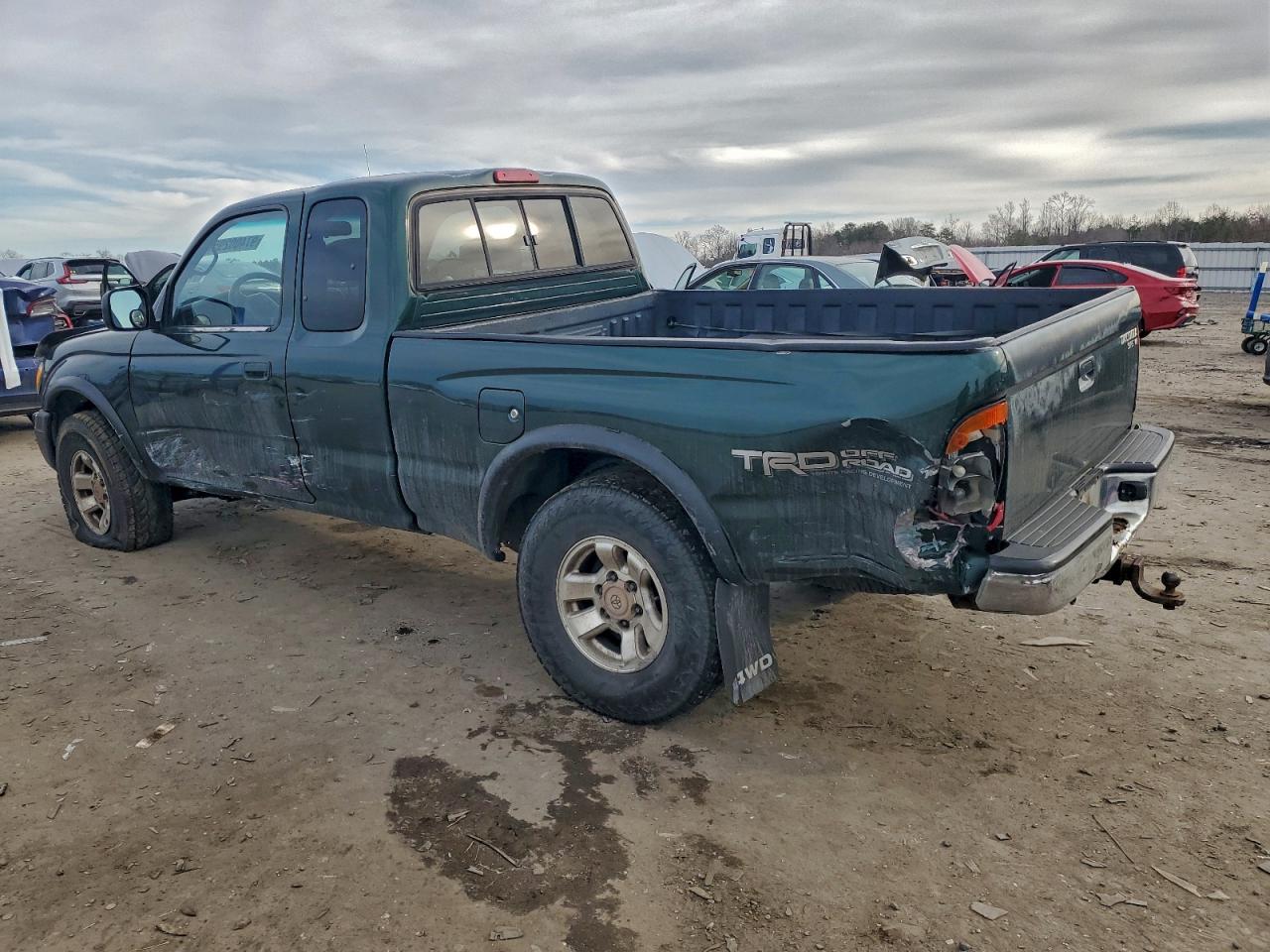 2000 TOYOTA TACOMA XTRACAB photo 2